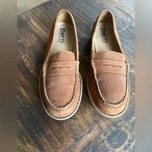 Women’s born loafers